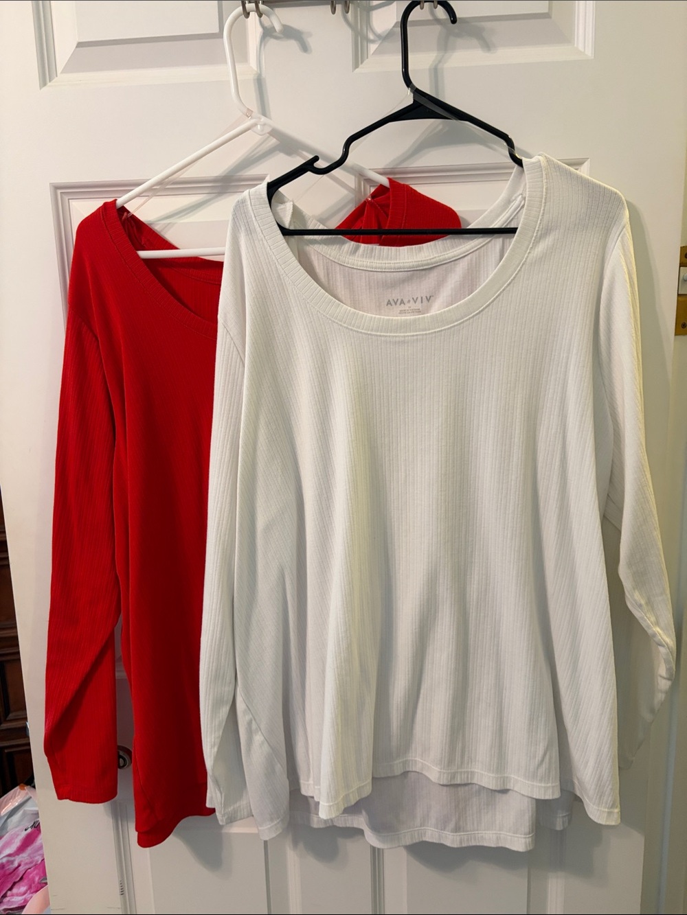 2 Ava & Viv Ribbed Long Sleeve Tops in White and Red
